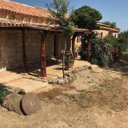 Li Casacci Bed & Breakfast Arzachena Bagian luar foto